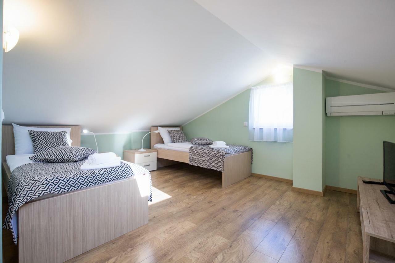 Luxury Apartments Kostrena With Pool Buitenkant foto
