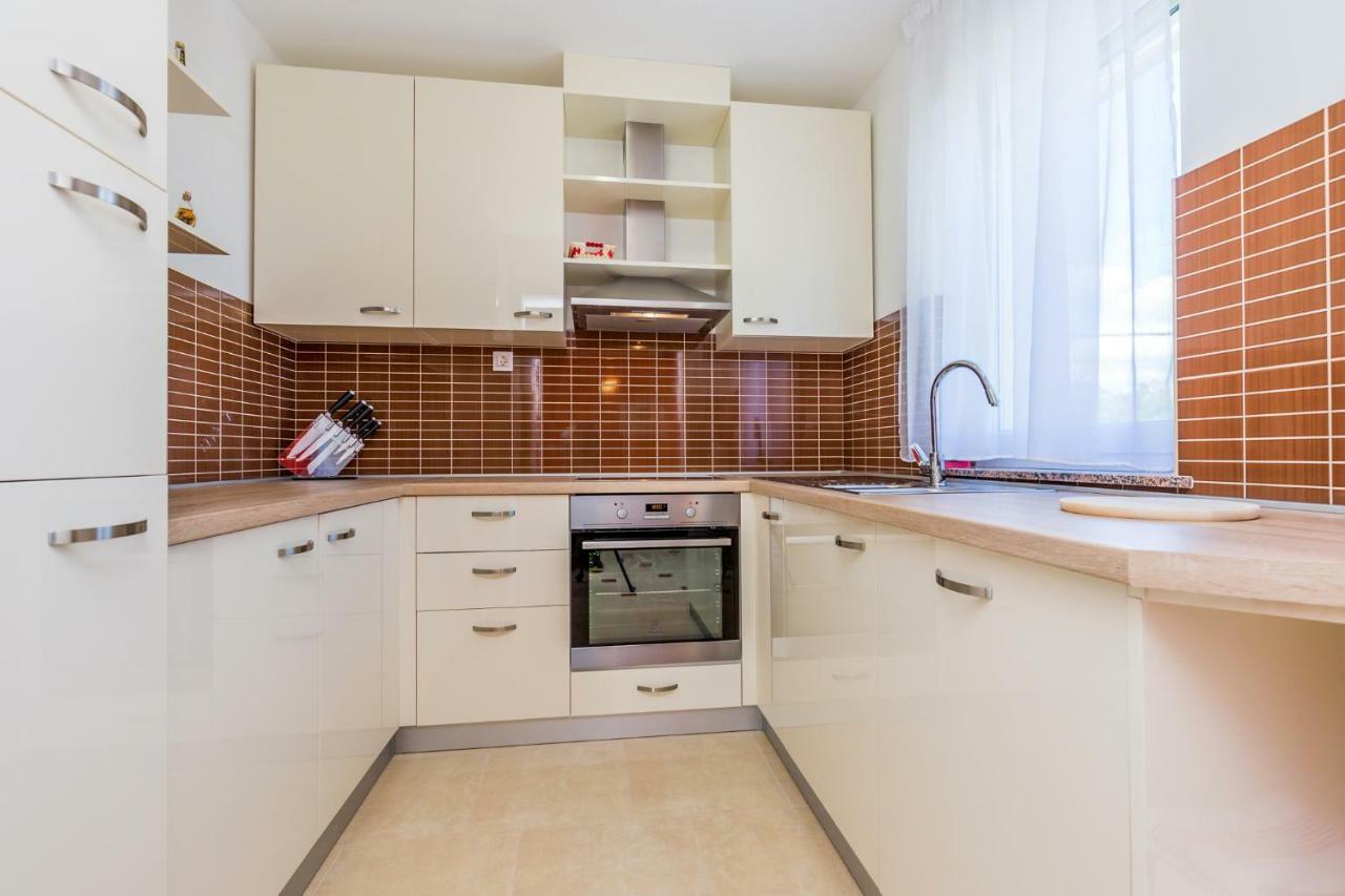 Luxury Apartments Kostrena With Pool Buitenkant foto