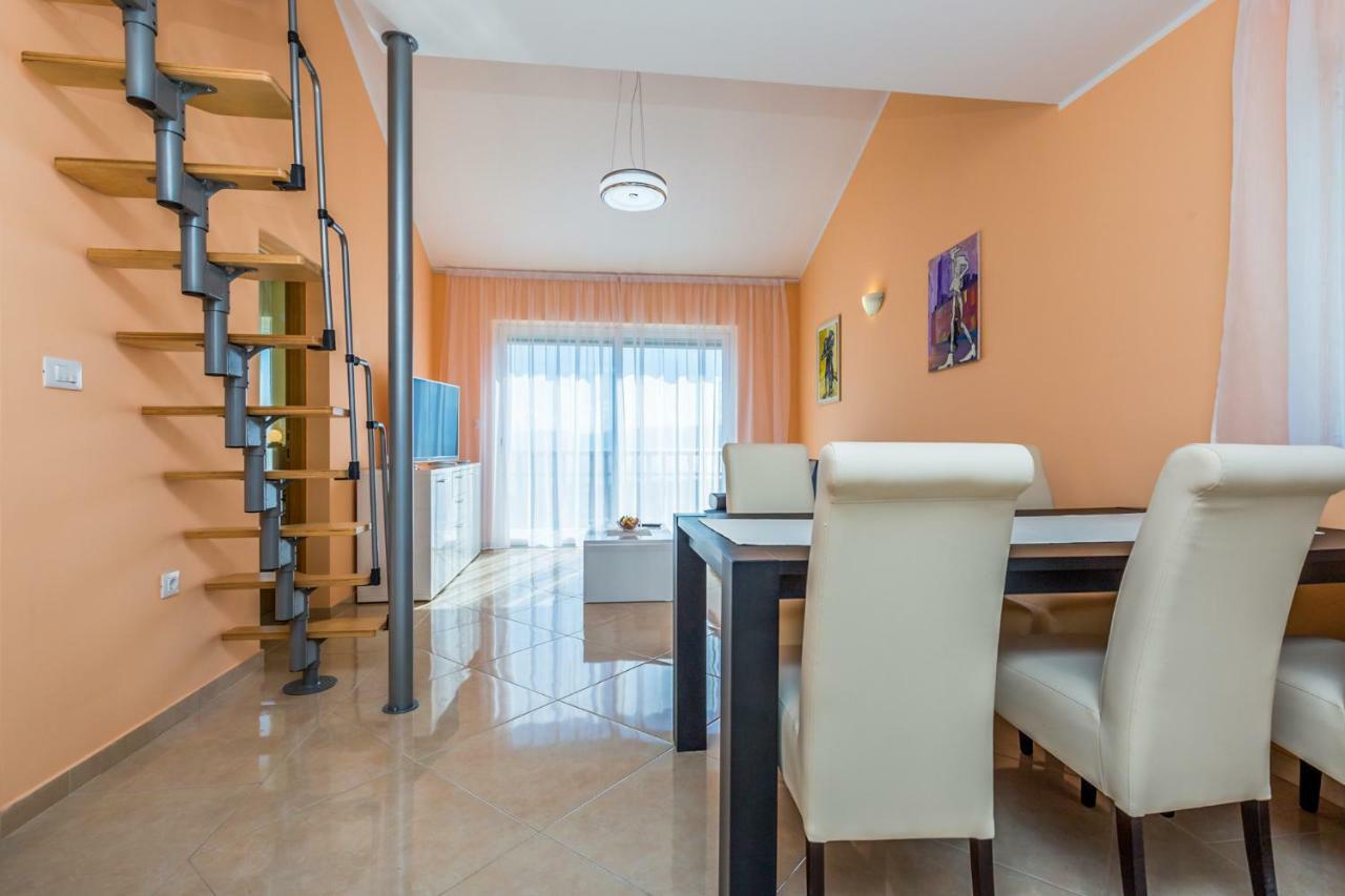 Luxury Apartments Kostrena With Pool Buitenkant foto