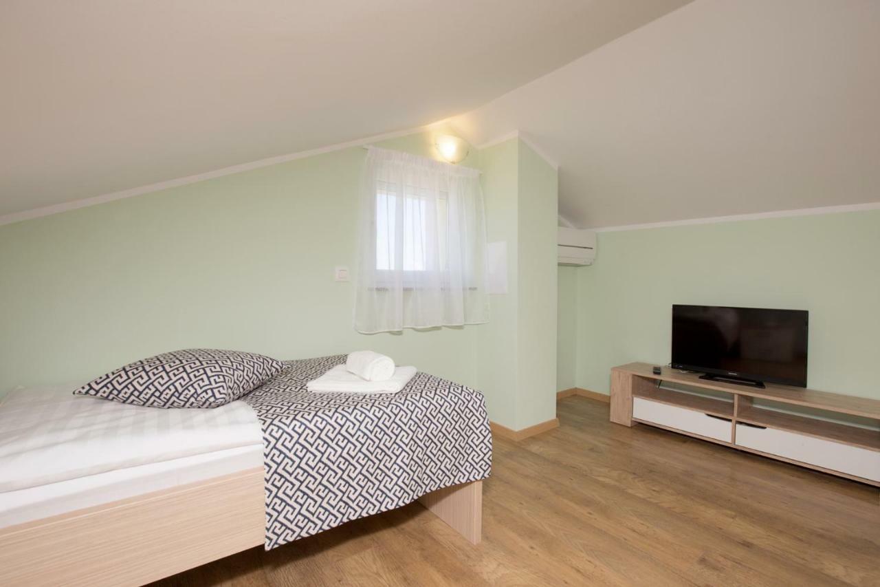 Luxury Apartments Kostrena With Pool Buitenkant foto