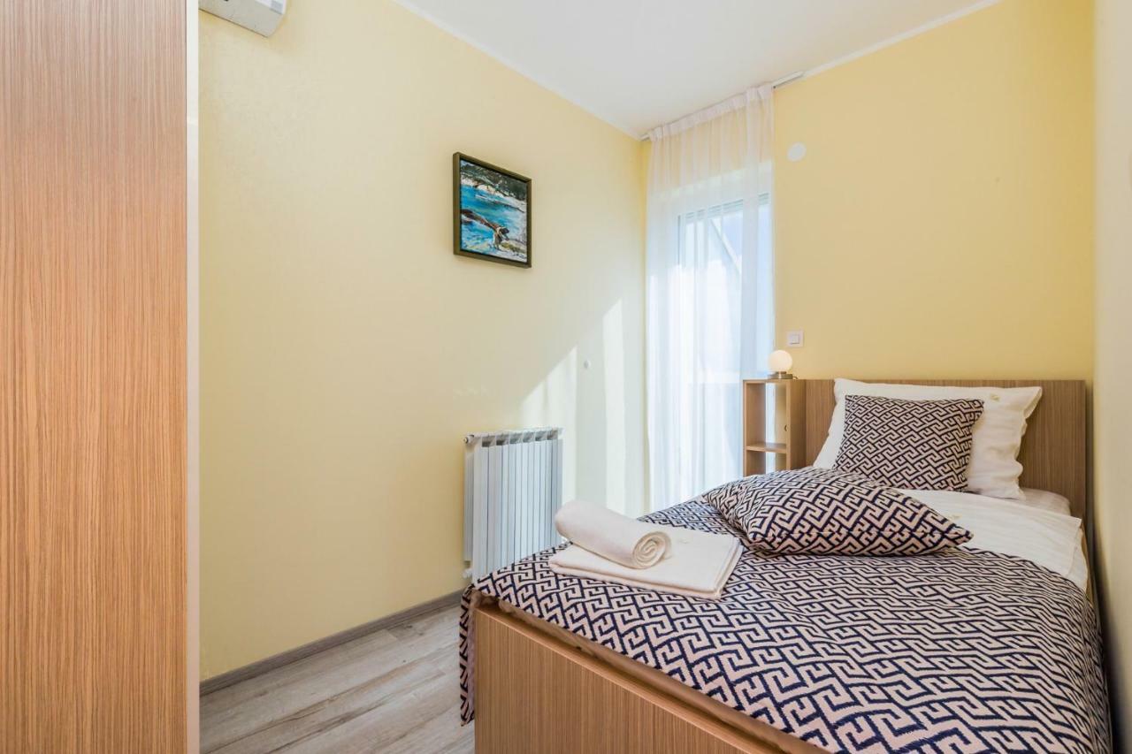 Luxury Apartments Kostrena With Pool Buitenkant foto