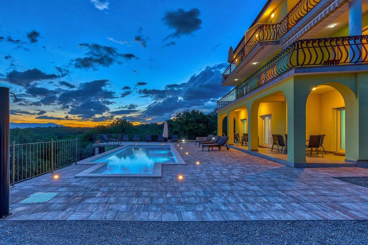 Luxury Apartments Kostrena With Pool Buitenkant foto