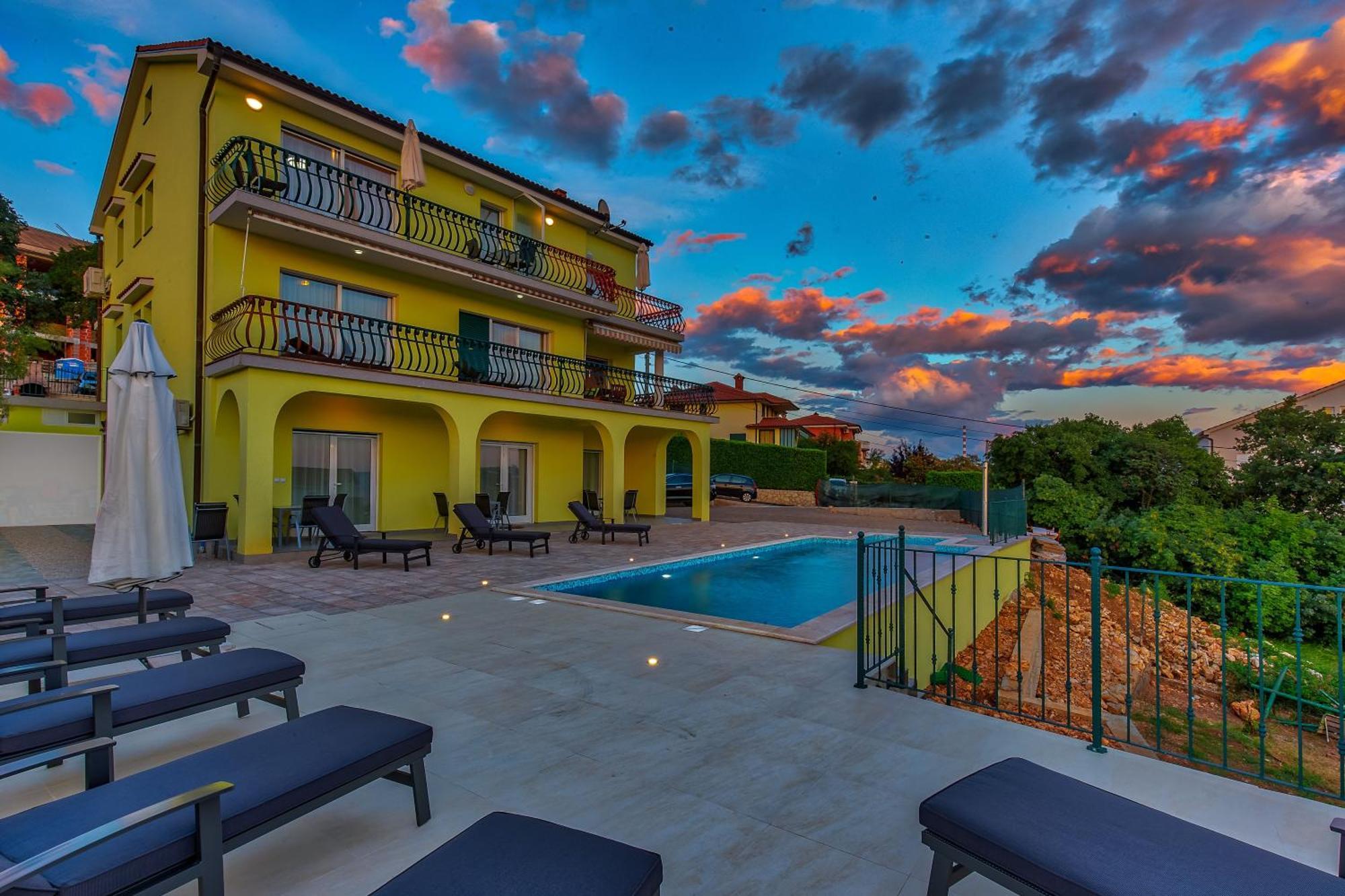 Luxury Apartments Kostrena With Pool Buitenkant foto