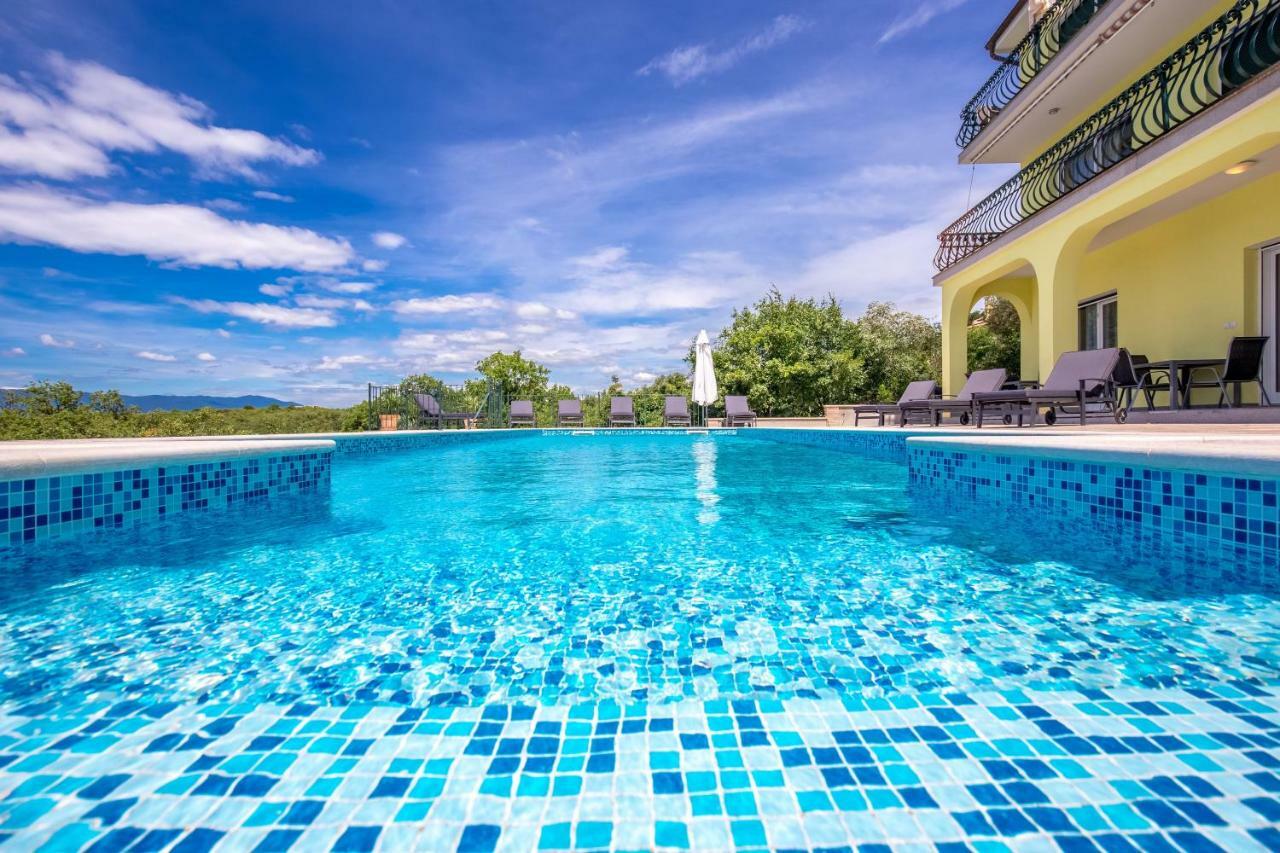Luxury Apartments Kostrena With Pool Buitenkant foto